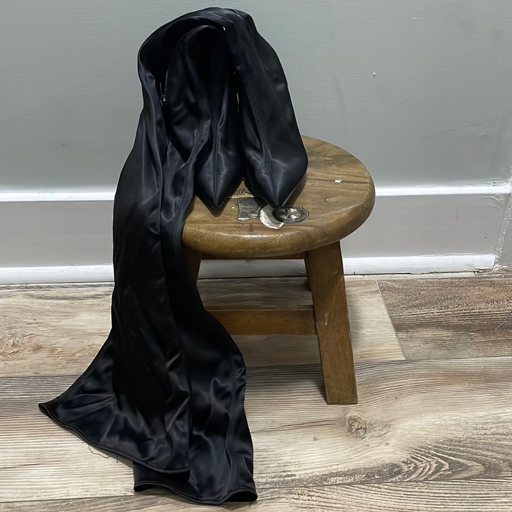 Jeffery Campbell galore worn